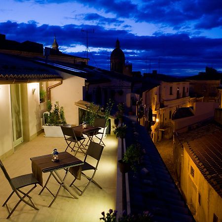 Bed and Breakfast A Mo Casa Comiso Exterior foto